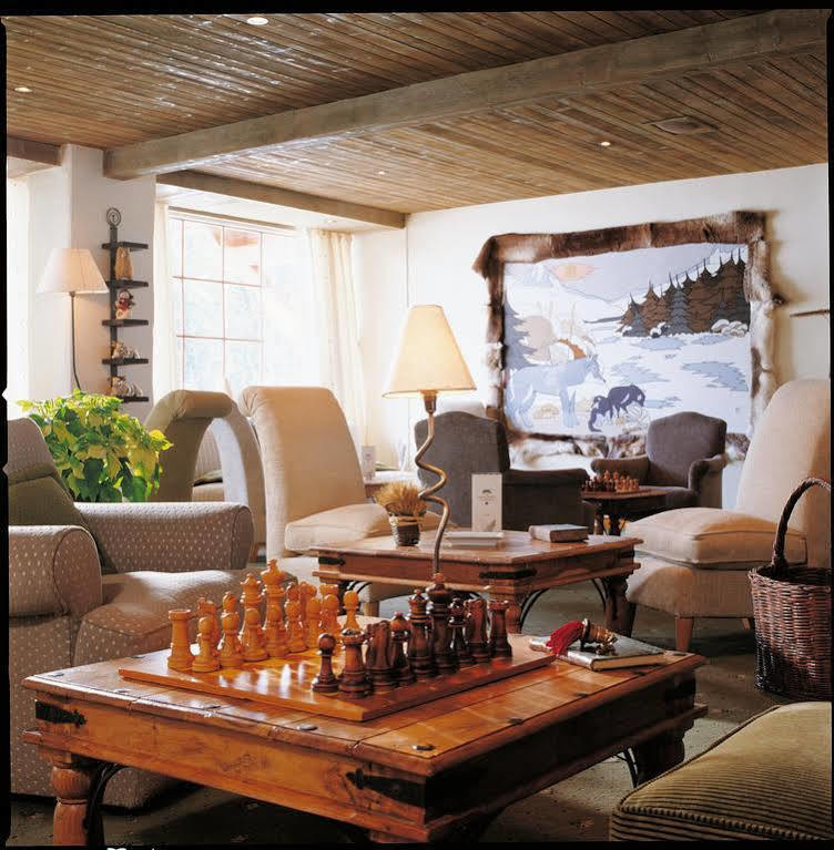 Grand Hotel Au Rond Point Des Pistes Courchevel Exterior photo